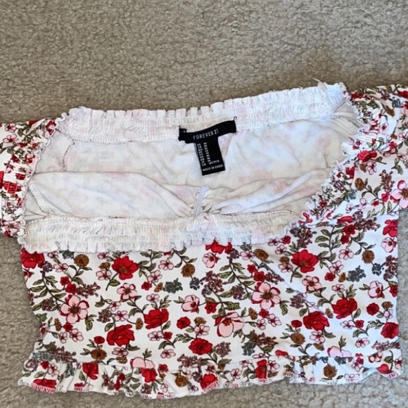 🤍 3/$15 Forever 21 Floral Crop Top Off the Shoulder - Picture 3 of 5
